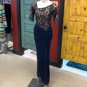 Tadashi Shoji Elegant Navy and Beige Long Sleeve Gown